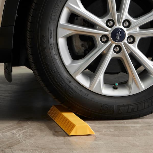Yellow Protective Parking Stop/Bumper