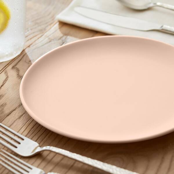 These Wide, Shallow Dinner Bowls Are the Perfect Mix of Beauty and  Practicality