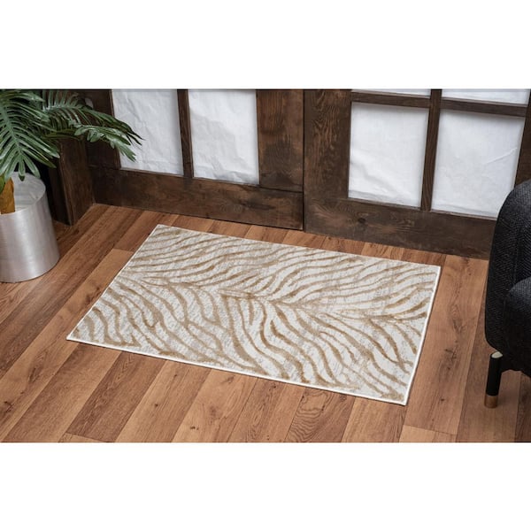 Gold 5 ft. x7 ft. Nova Abstract Nylon Blend Polyester Elegance  Indoor Area Rug