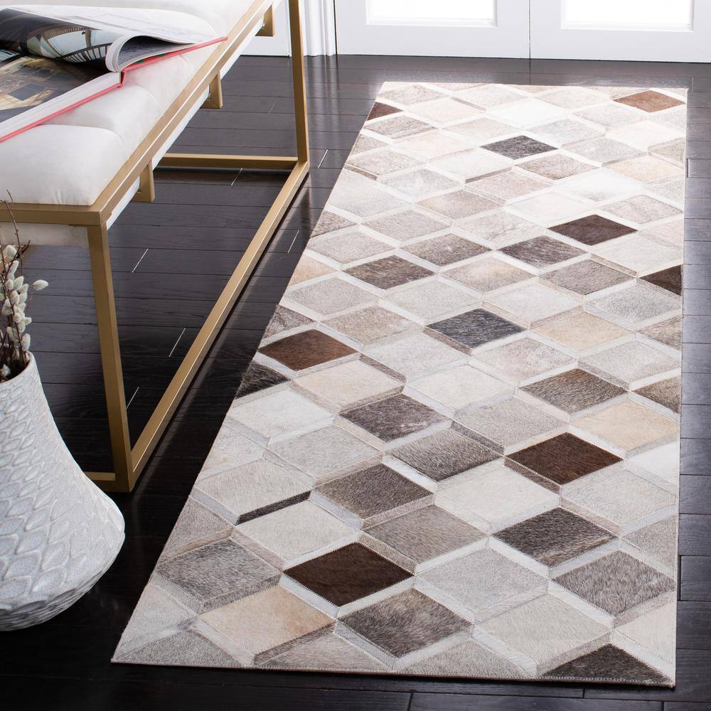 Ivory Geometric Cowhide Hand-Knotted Accent Rug