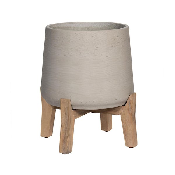 Patt (Feet Low) 11.42 in H Grey Washed Color Planter- made of Fiberstone, XL