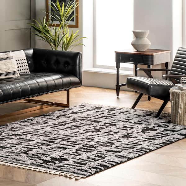 5 ft. x 8 ft. Light Gray Cosette Abstract High Low Textured Tassel Area Rug
