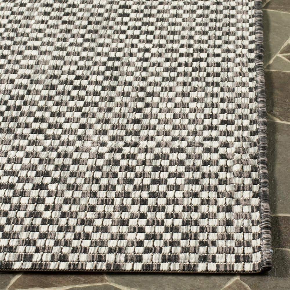 Round Gray Synthetic Easy Care Indoor/Outdoor Rug