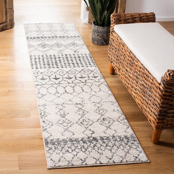Tulum Ivory/Gray 2 ft. x 17 ft. Geometric Diamond Tribal Runner Rug