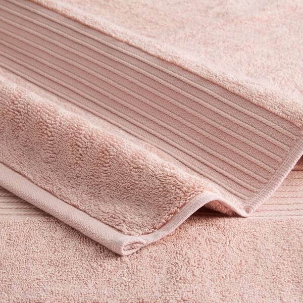 TOWN & COUNTRY LIVING Solid Dobby Border Cotton 20 in. x 30 in