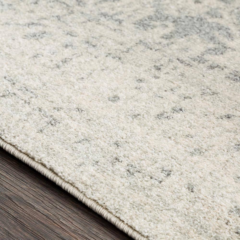 Grayson Elegance Gray Synthetic 5'3" x 7'3" Stain-Resistant Rug