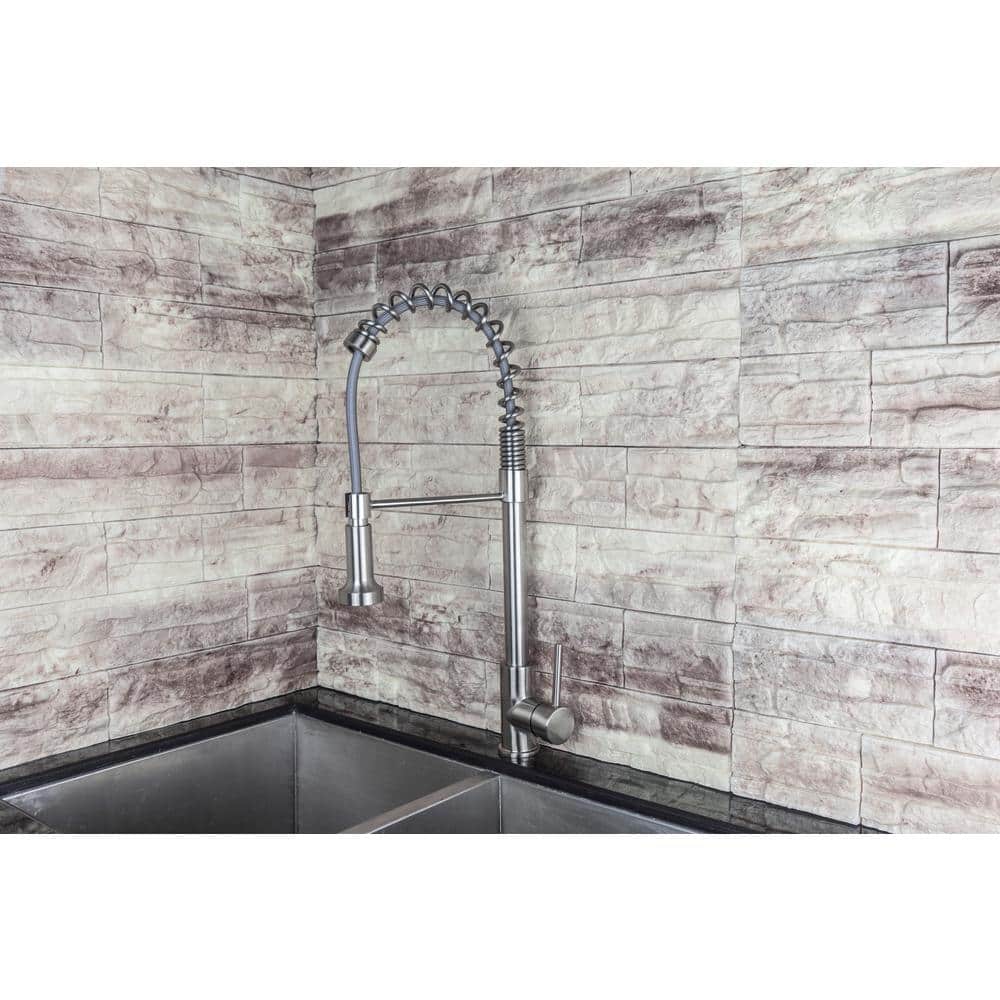 Brushed Nickel Single Handle Pull-Out Kitchen Faucet