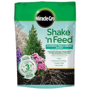 Shake 'n Feed 8 lbs. Tree and Shrub Plant Food