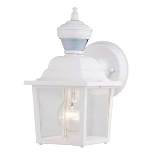 Bedford Aluminum 5.25 in. W 1-Light White Motion Sensor Dusk to Dawn Outdoor Wall Lantern Clear Glass