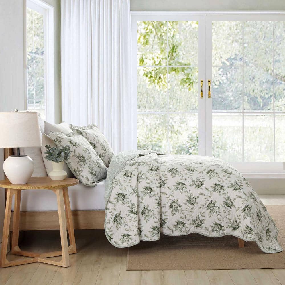 White and Green Cotton Twin Reversible Quilt Set