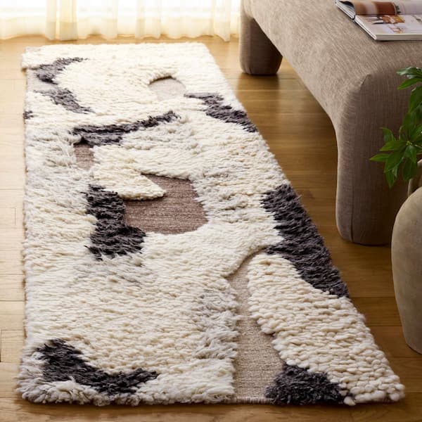 Casablanca 2 ft. x 8 ft. Ivory/Gray Abstract Speckled Runner Rug