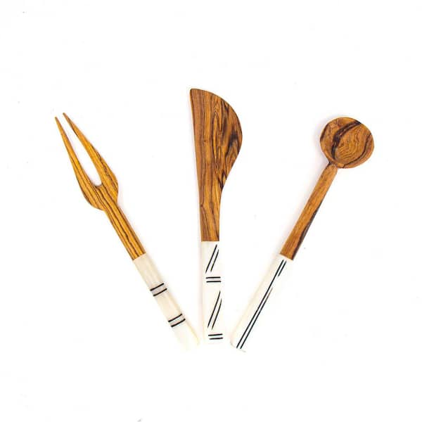 Global Crafts 3-Pieces Simple Batik Olive Wood Appetizer Set Fork, Spoon, Spreader