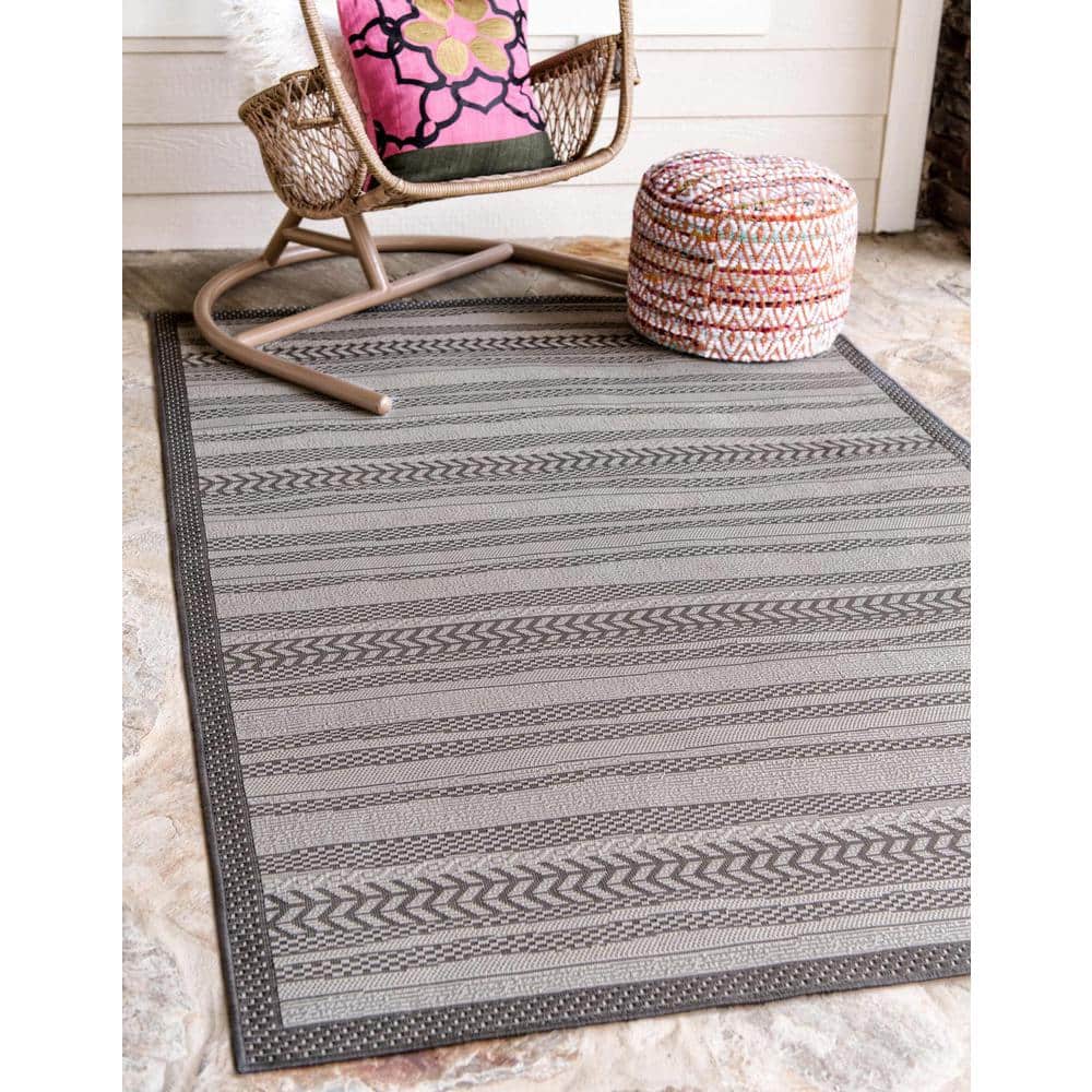 Gray Synthetic 9' x 12' Reversible Outdoor Area Rug