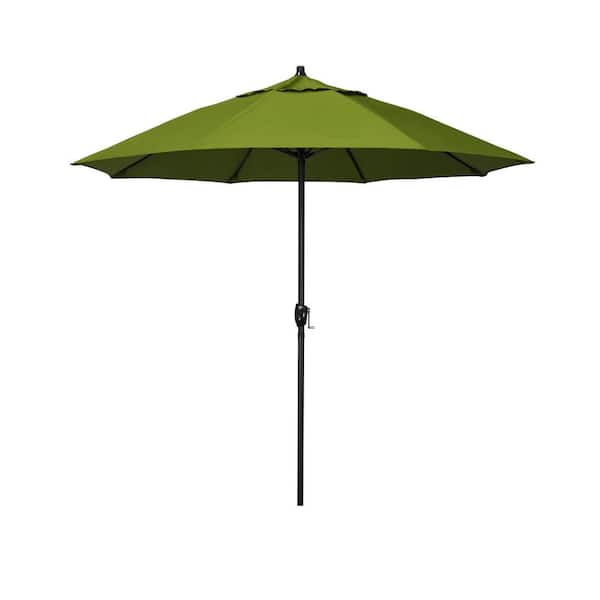 California Umbrella 7.5 ft. Bronze Aluminum Market Patio Umbrella with Fiberglass Ribs and Auto Tilt in Kiwi Olefin