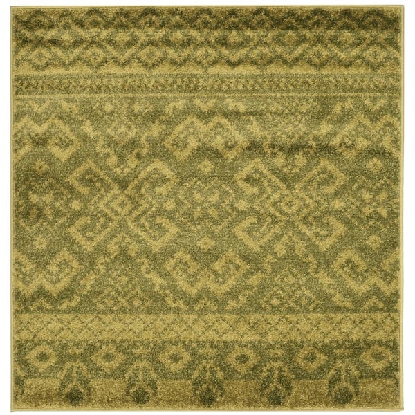 SAFAVIEH Adirondack Green/Dark Green 4 ft. x 4 ft. Square Geometric Area Rug