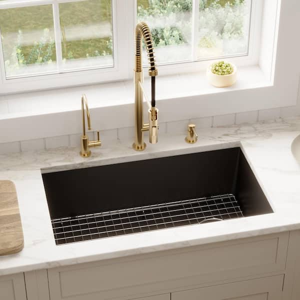 Karran QU-670 Quartz/Granite 32 in. Single Bowl Undermount Kitchen