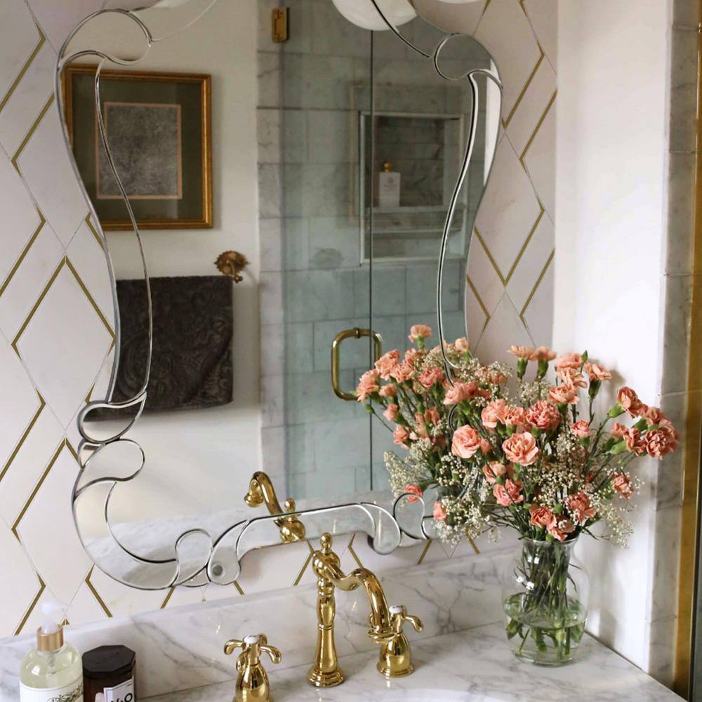 White and Gold Geometric Polished Marble Mosaic Wall Tile