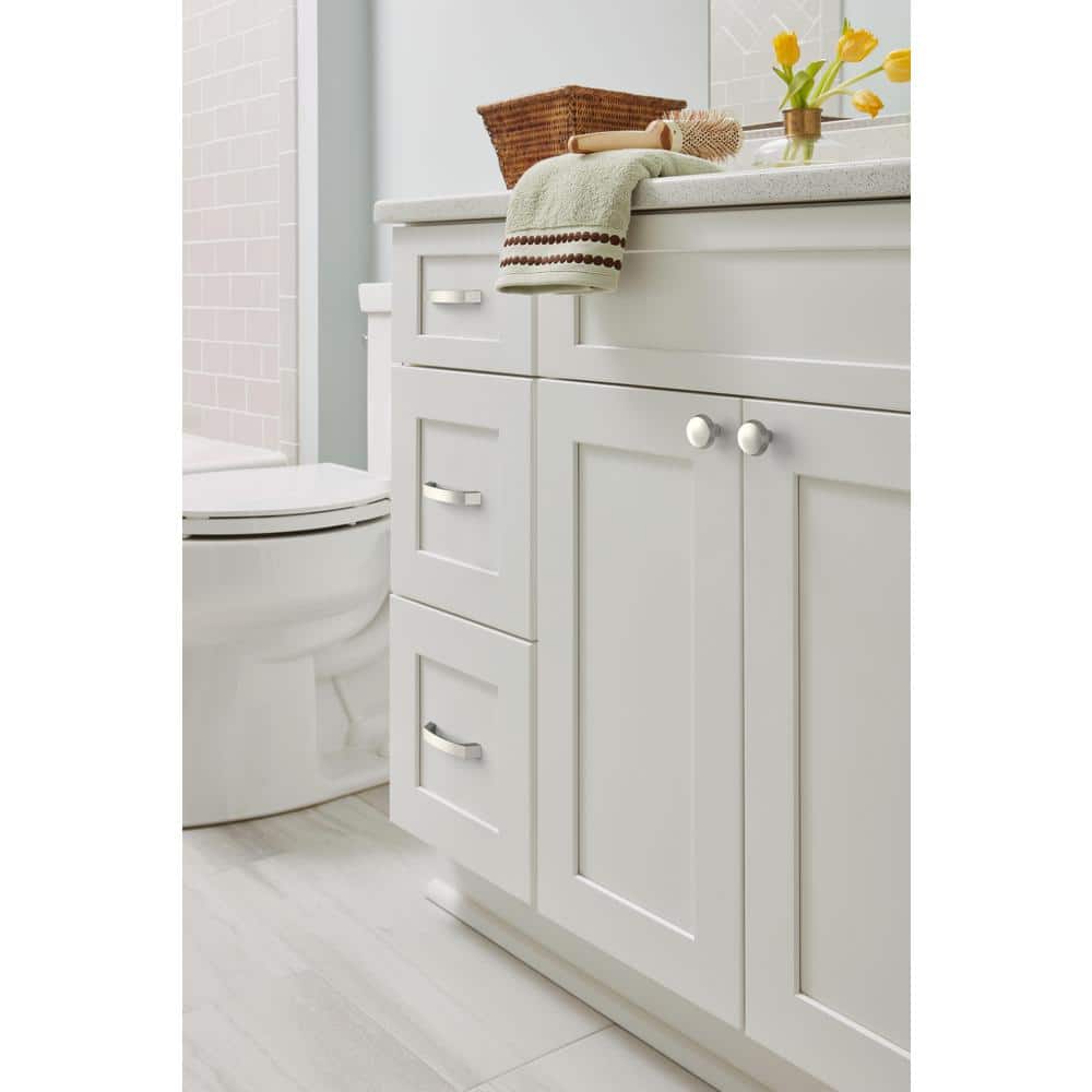 Brushed Nickel Modern Cabinet and Drawer Pull with Mounting Hardware