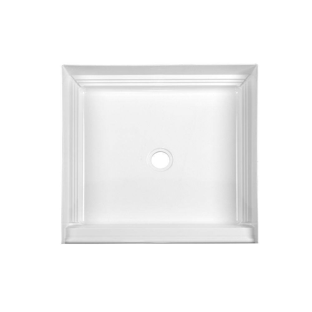 Aquatic Composite 32 in. x 32 in. Single Threshold Center Drain Shower