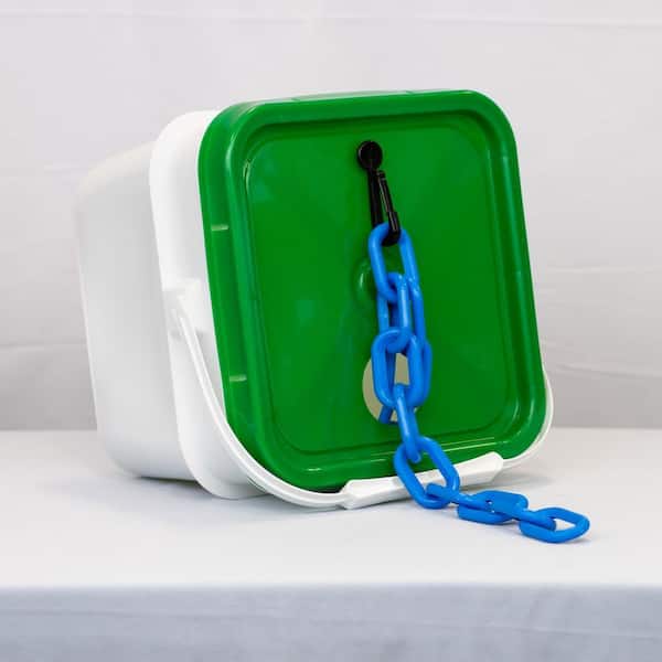 2 in. (#8, 51 mm) x 65 ft. Heavy Duty Plastic Safety Chain Sky Blue in a Pail