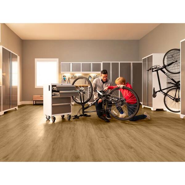 Flooring Natural Oak 0.46 in. T x 1.65 in. W x 46 in. L T-Molding Transition Strip Flooring Natural Oak 0.46 in. T x 1.65 in. W x 46 in. L T-Molding Transition Strip