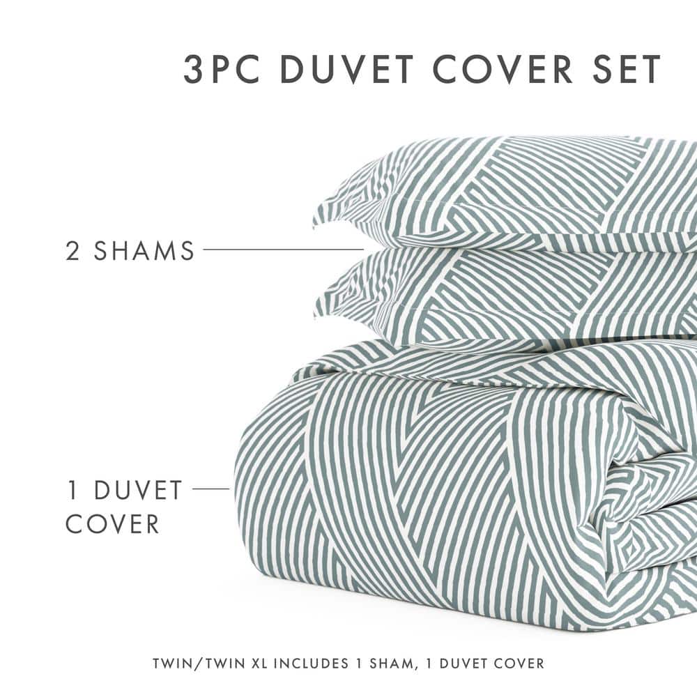 Light Blue Diagonal Pattern Microfiber King/Cal King Duvet Cover Set
