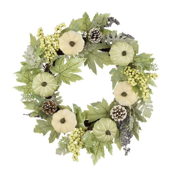 Glitzhome 22 in. D Pumpkin Artificial Christmas Wreath with Green Leaf and Berries
