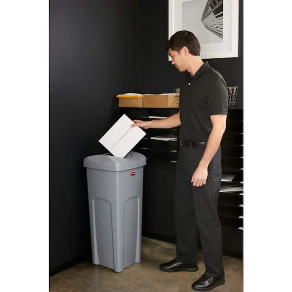 Untouchable Square 23 Gal. Grey Indoor Outdoor Trash Can with Lid for Offices/Warehouses/Classrooms/Restaurants