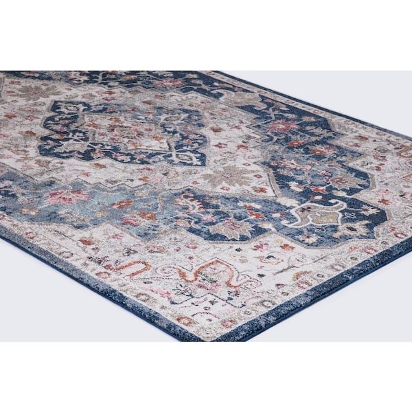 Vintage Collection Montreal Navy 5 ft. x 7 ft. Medallion Area Rug