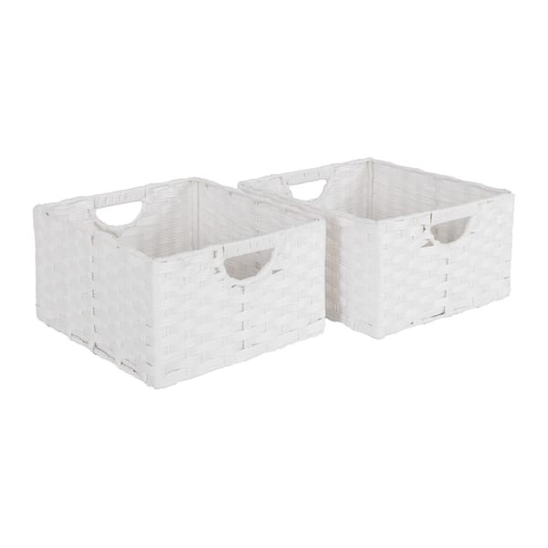 https://images.thdstatic.com/productImages/e5d53285-d383-441b-a893-8fe8b14db50e/svn/white-seville-classics-storage-baskets-str06646-c3_600.jpg