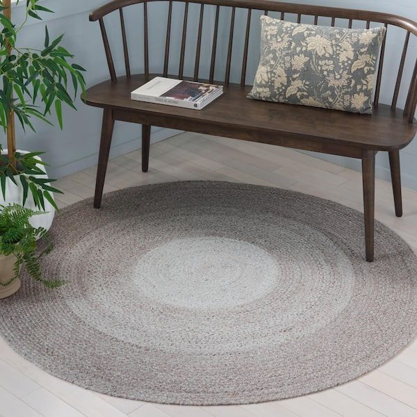 Braided 5 ft. x 5 ft. Light Gray Gradient Border Round Area Rug