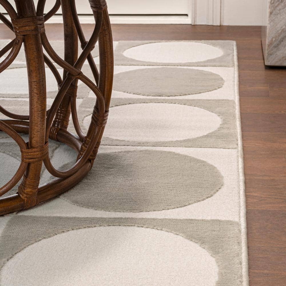 Helena Beige and Cream Geometric 8 x 10 Area Rug