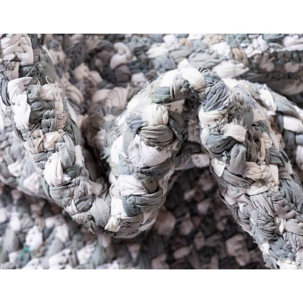 Eco-Friendly Hand-Braided Gray Chindi Rug 2' x 3'