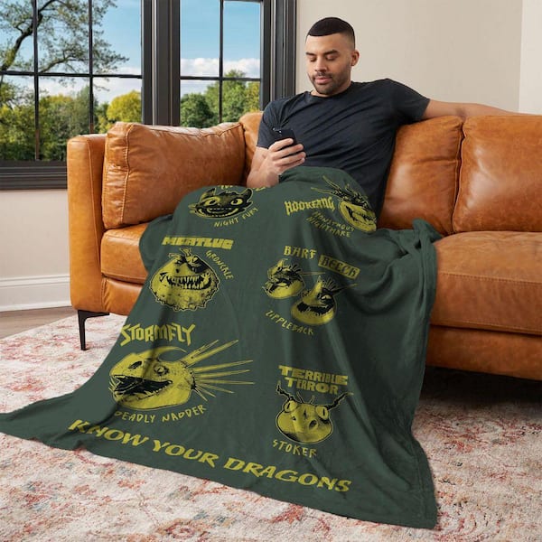 How to Train Your Dragon Know Your Dragons Multicolor Silk Touch Throw Blanket 40 x 50 in.