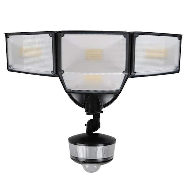 LUTEC 425-Watt equivalent 8000 Lumen 180 Degree Black Motion Sensing plus Dusk to Dawn Integrated LED Flood Light