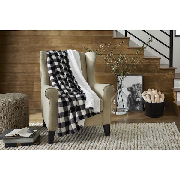 Plush Black Buffalo Check Sherpa Throw Blanket