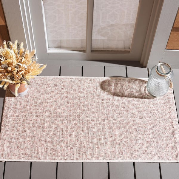 Courtyard Ivory/Blush Pink 3 ft. x 5 ft. Cheetah Geometric Indoor/Outdoor Area Rug