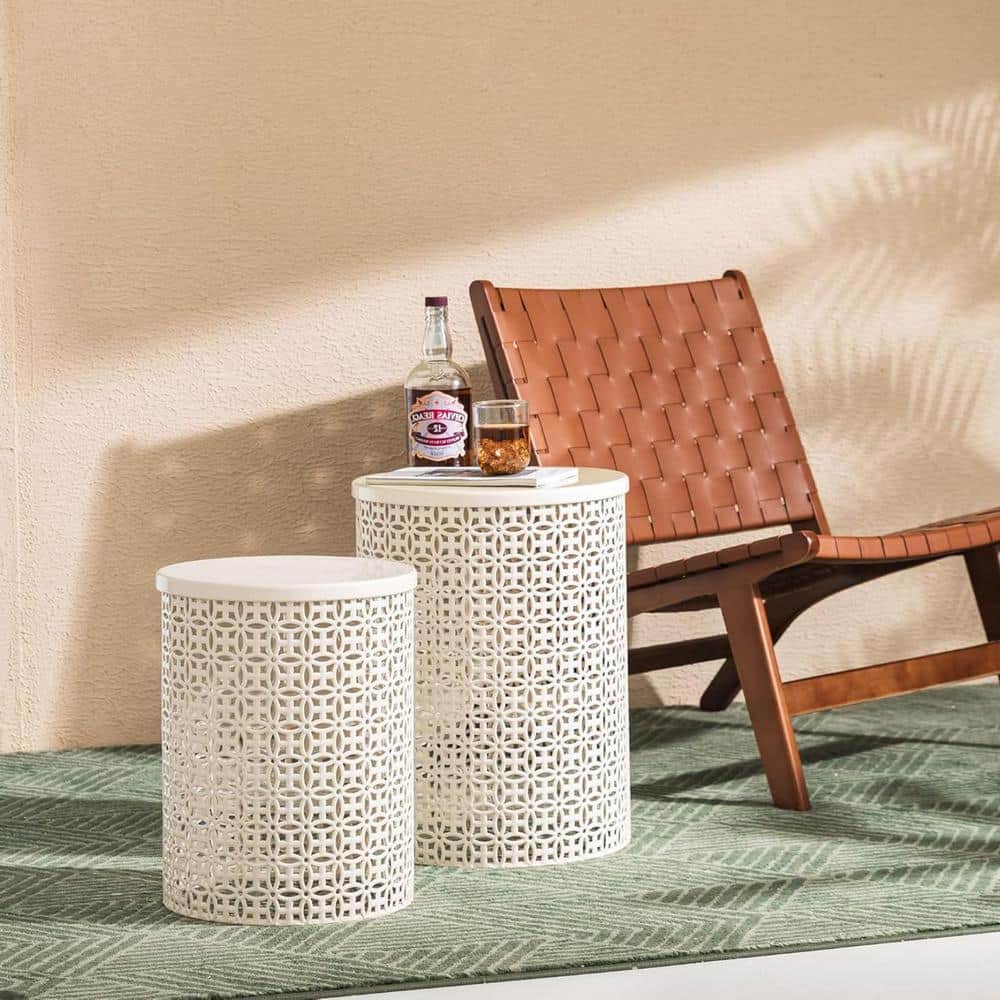 DEDON/エンブレイス サイドテーブルφ35 ホワイトベージュ系 ゆうパック Cream White Round Metal Outdoor Side Table Set of 2