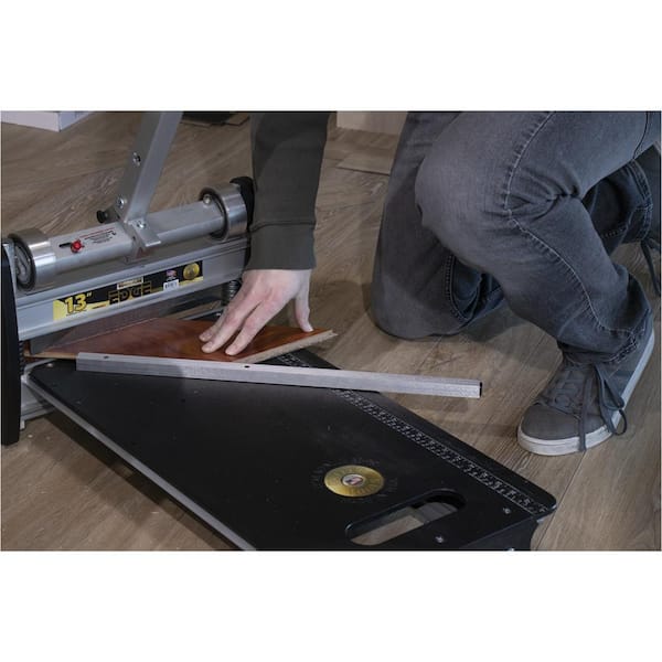 Bullet Tools 26 in. MAGNUM Soft Flooring Cutter for Vinyl Tile, Carpet Tile  and More 526-RCT26 - The Home Depot