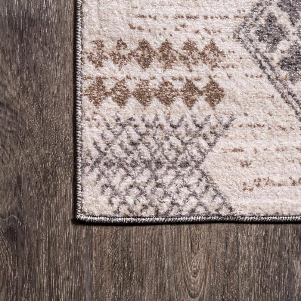 Modern Moroccan-Inspired 4' x 6' Gray Geometric Synthetic Area Rug