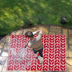 Red and White Amsterdam Design 5 ft. X 7 ft. Size 100% Eco-friendly Lightweight Plastic Indoor/Outdoor Area Rug