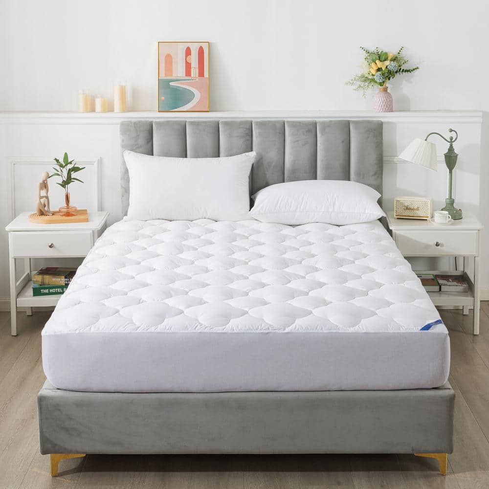 Twin White Down Featherbed Mattress Pad with Cotton Cover