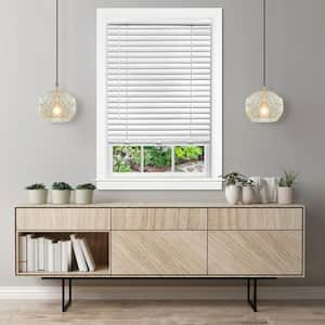 GII Luna Cordless Venetian Blind