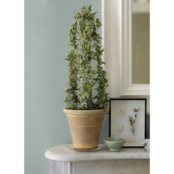 Aida Light Blue Horizontal Silk Wallpaper Sample