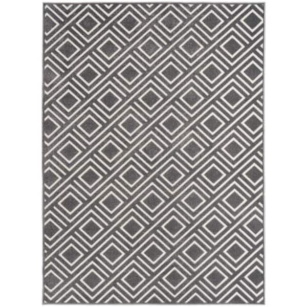 Nourison Casual Grey 5 ft. x 7 ft. Checker Contemporary Area Rug