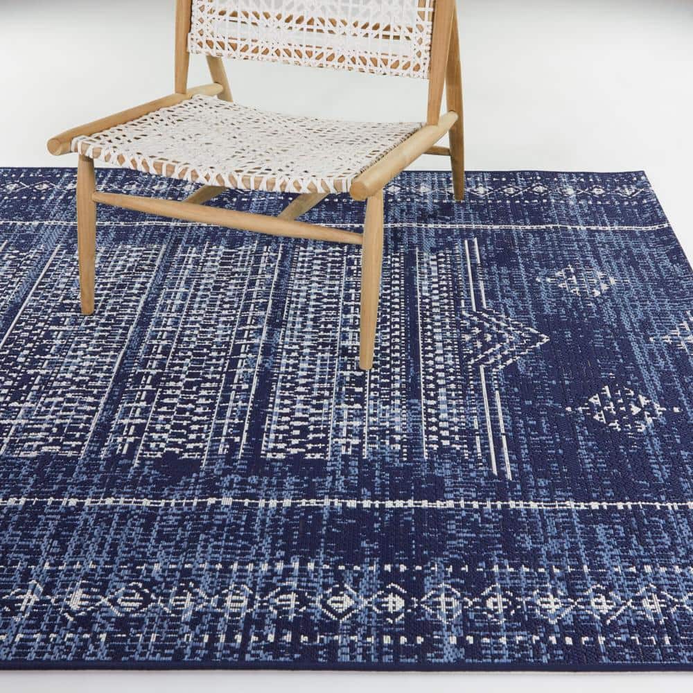 Ferdinand Navy Rectangular Braided Synthetic Oriental Rug