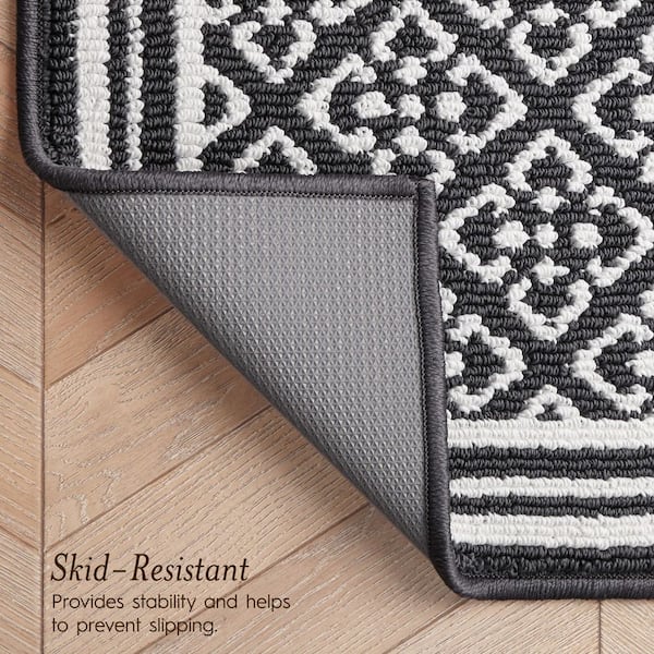 Isla 2-Tone Dark Gray/Ivory 2 ft. x 5 ft. Geometric 2-Piece Area Rug Set
