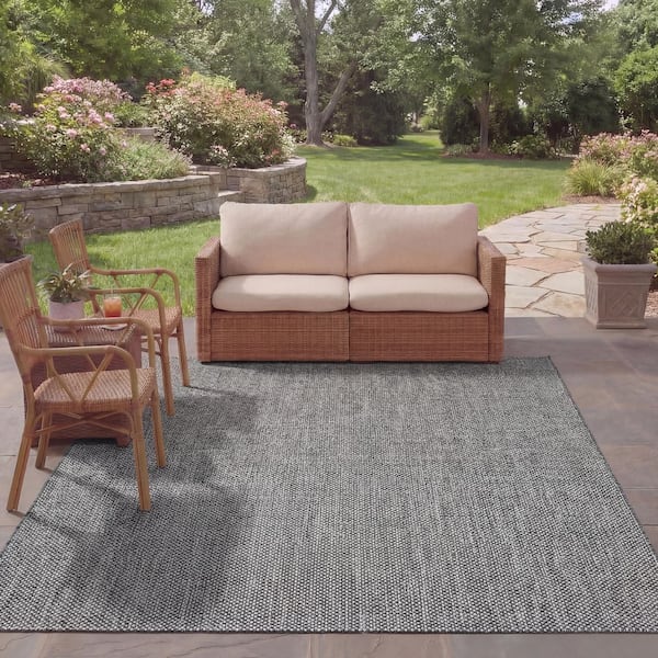 Courtyard Black/Beige 9 ft. x 12 ft. Solid Indoor/Outdoor Patio  Area Rug
