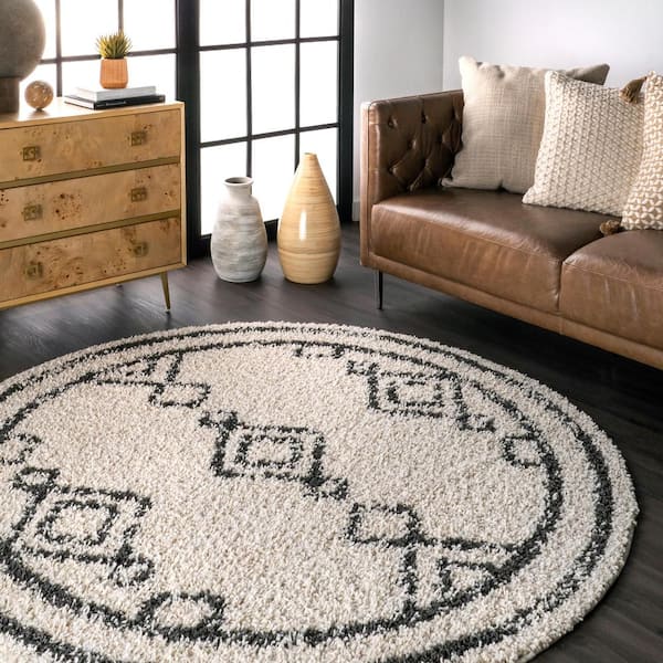 Mackie Moroccan Diamond Shag Off-White 8 ft. Round Indoor Area Rug