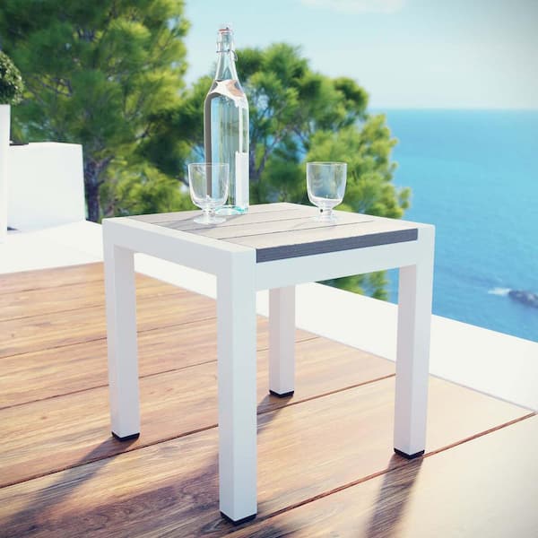MODWAY Shore Patio Aluminum Outdoor Side Table in Silver Gray